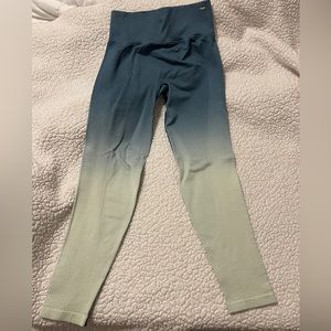 Ombré PINK brand leggings.